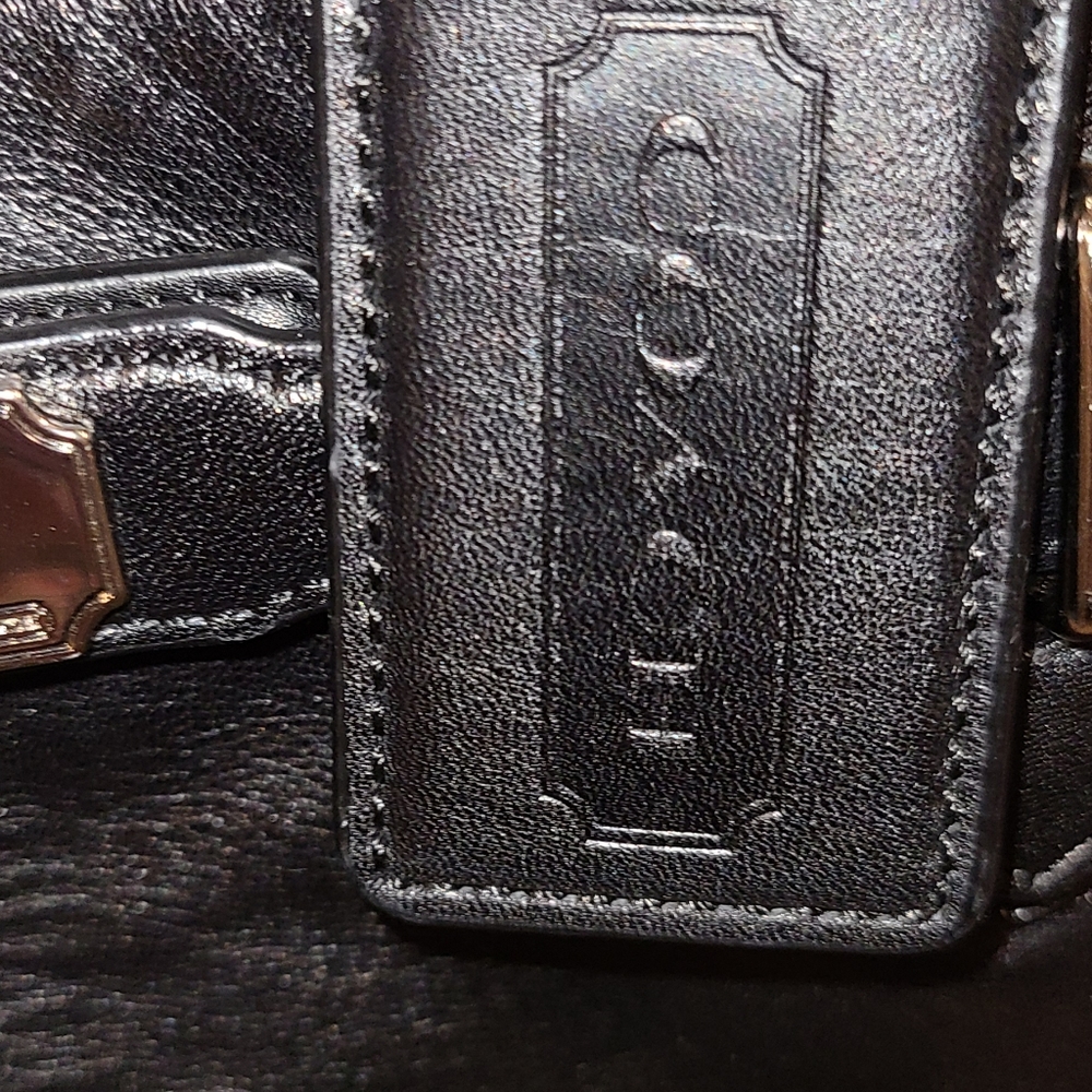 Purse - Picture 2 of 3